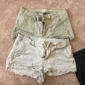 bundle of american eagle shorts
